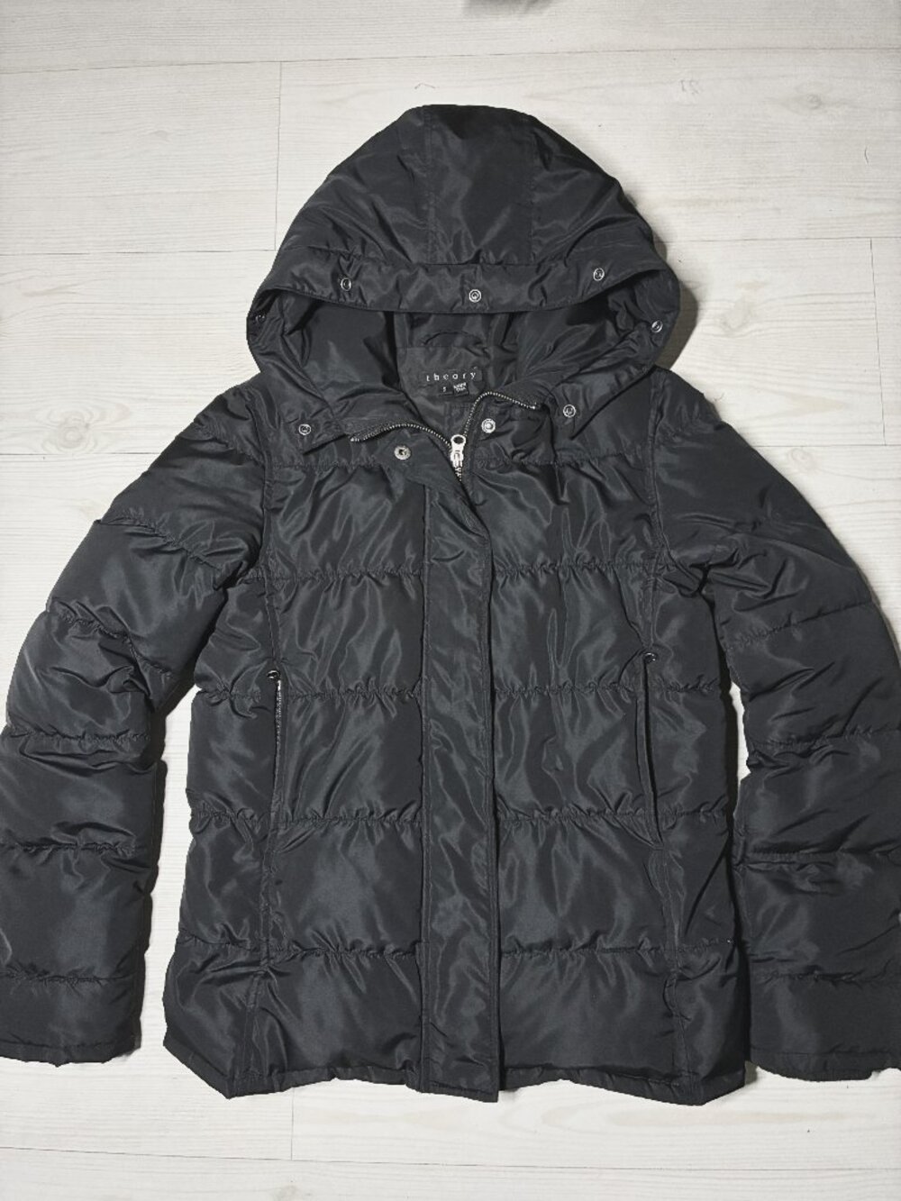 Theory Black Down-Insulated Hooded Puffer Jacket Size S